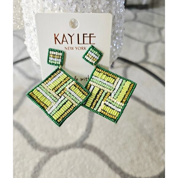 Kay Lee Green Beaded Earrings New - Picture 3 of 4